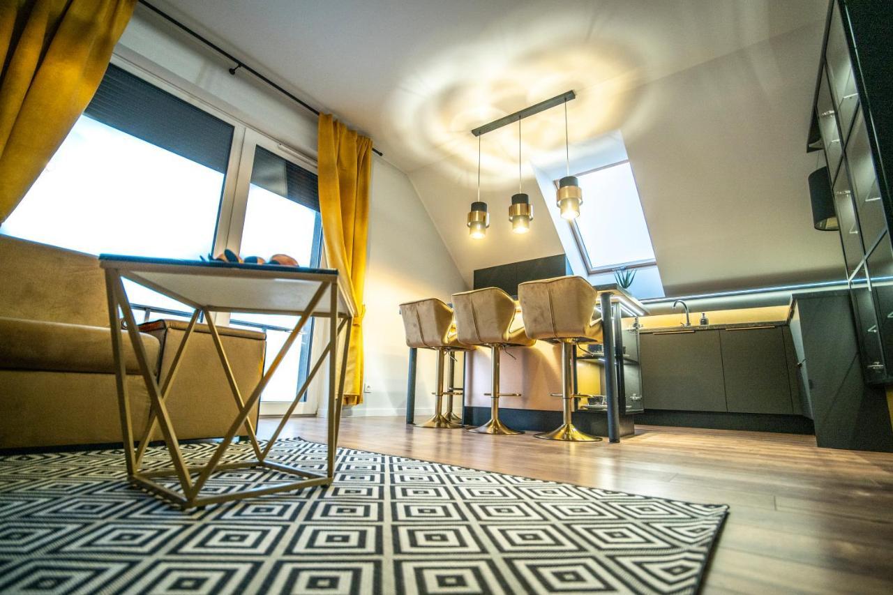 Apartament W Cieplicach Gold Єленя-Ґура Екстер'єр фото